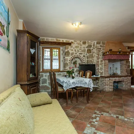 Apartment Nilda *